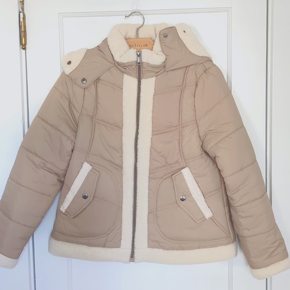 Women's Shepra Mixed Media Waist Coat in Taupe & Cream Size L NWT - Picture 1 of 3